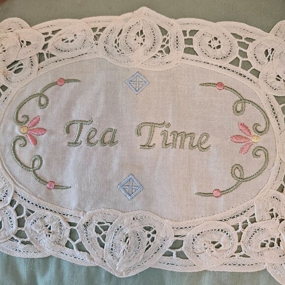 Vintage Tea Cozy Embroidered Lace Green Fabric "Tea Time" From 2003 - Picture 3 of 9